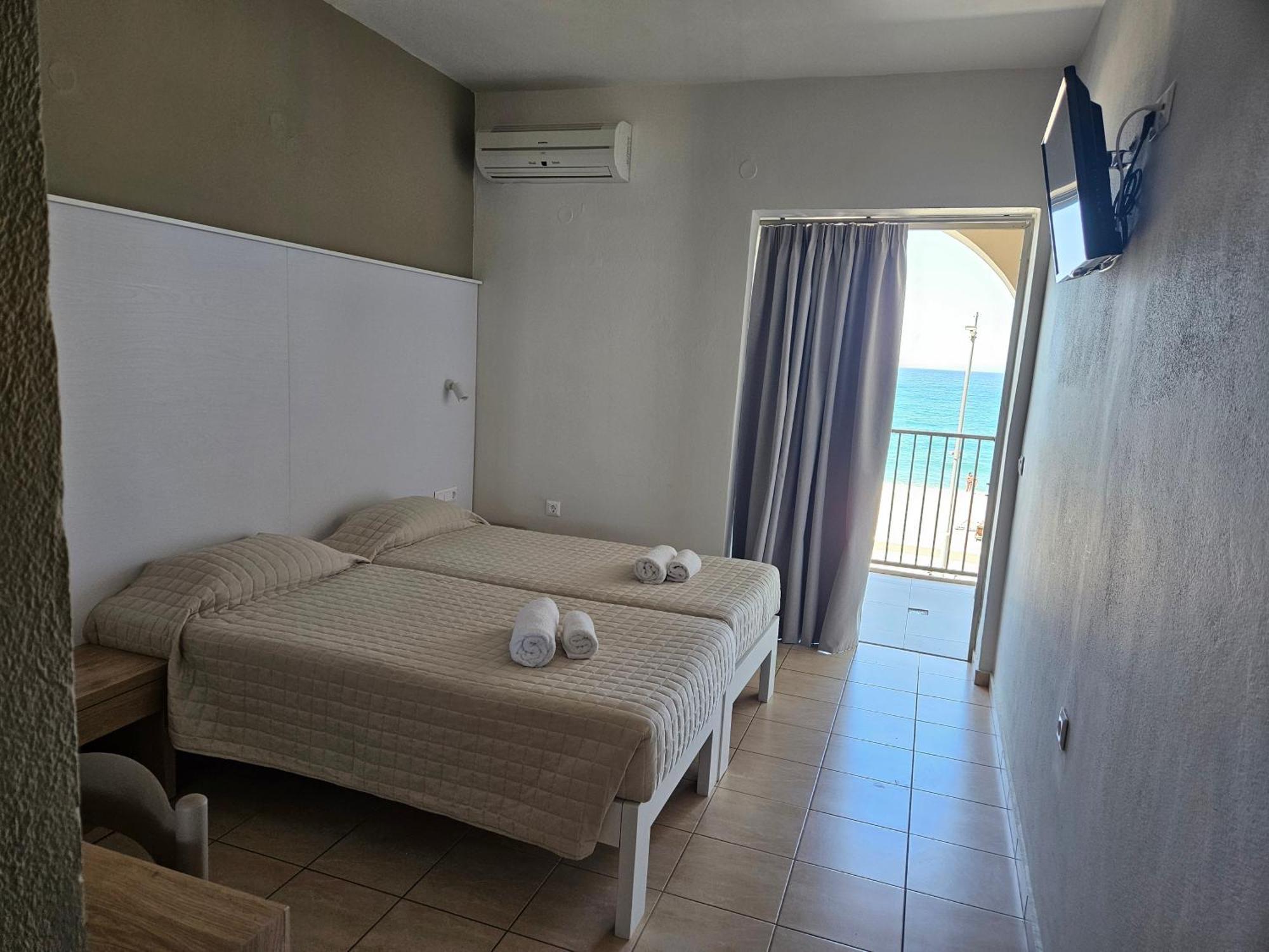 Blue Sky Hotel Apartments Rethymnon Exterior foto